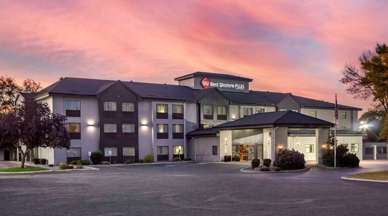 Comprehensive Guide to Best Western Pet Policy: What You Need to Know